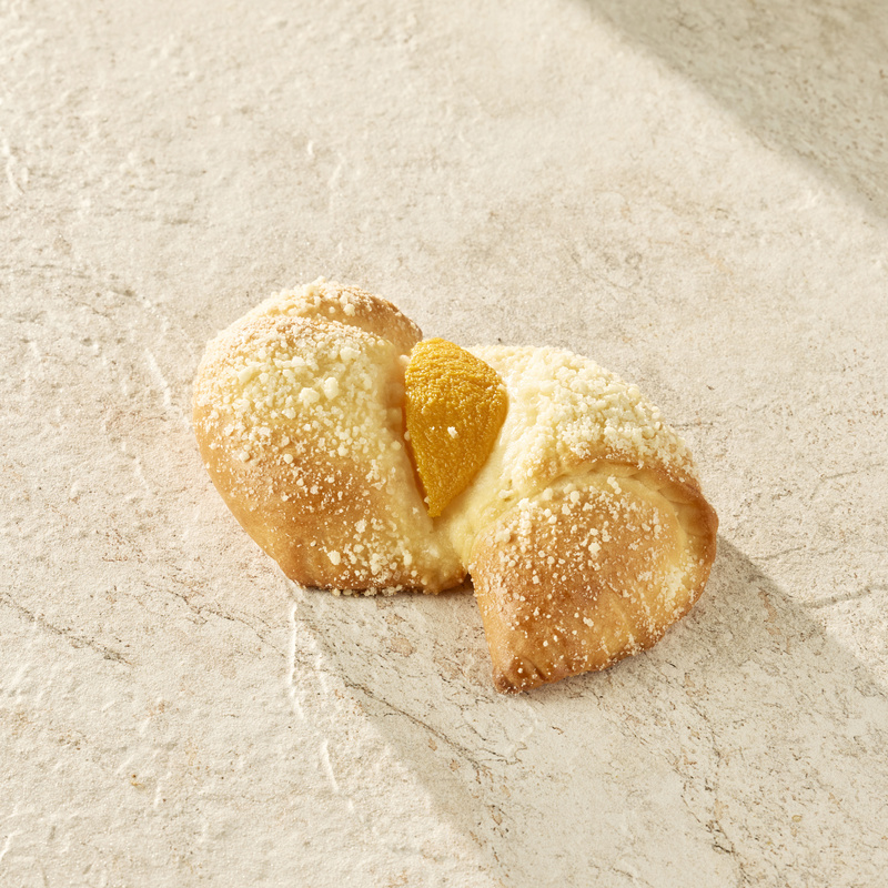 Bun with Cream Cheese