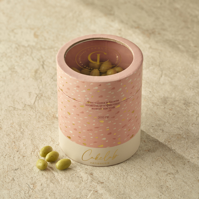 Oq shokoladli xandon pista va xandon pistali pastasi bilan