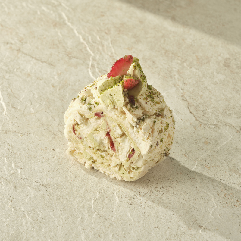 Фисташковая меренга  (порция)