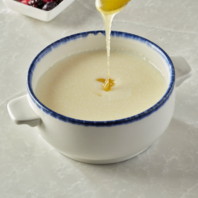 Semolina porridge with coconut milk