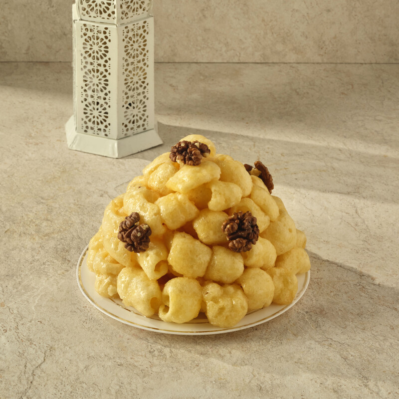 Chak-chak (on a dish)